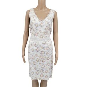 Elegant Sleeveless Floral Dress